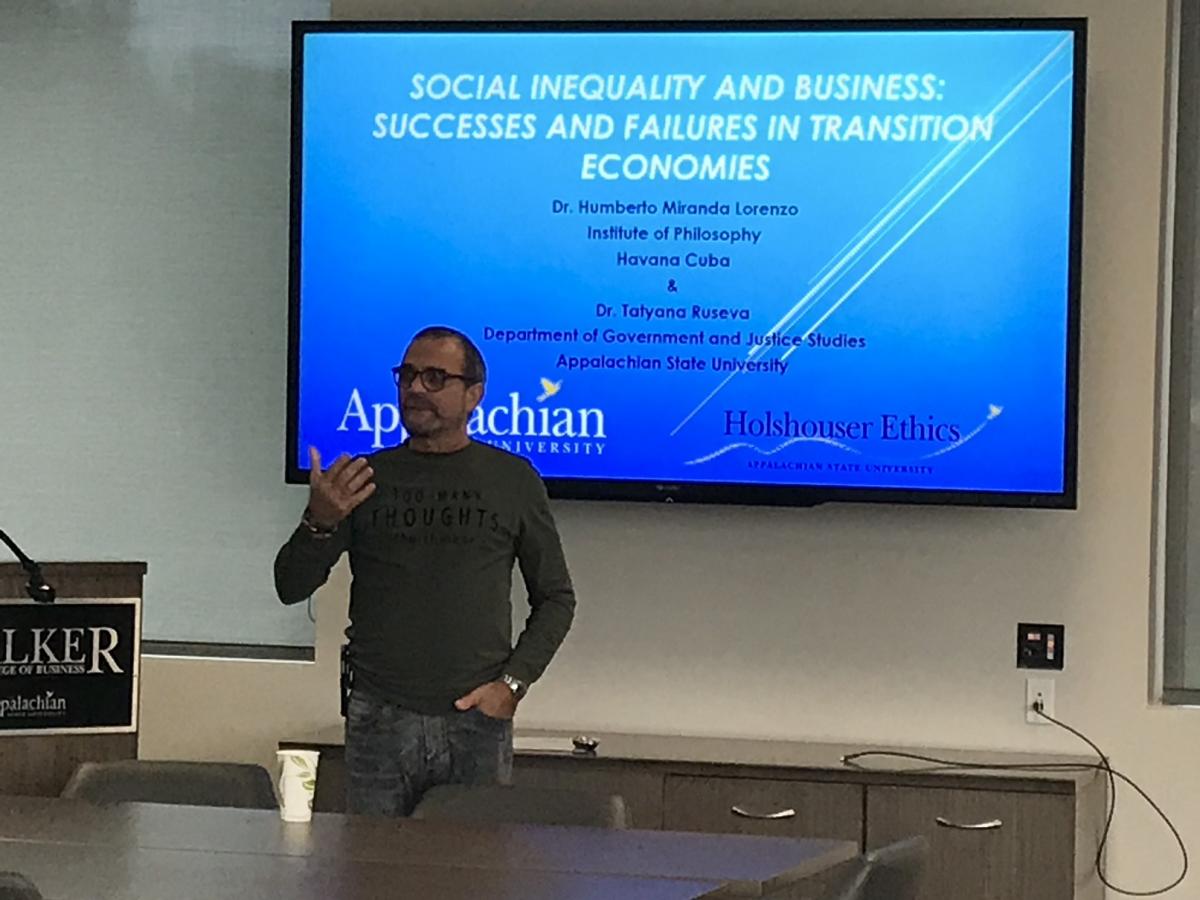 Dr. Humberto Miranda of the Institute of Philosophy in Havana, Cuba, speaks at the Holshouser Ethics Lunch and Learn during International Education Week.