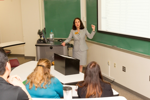 Dr. Sandra Vannoy speaks to faculty during ARBS 2017