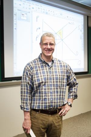 Walker College economics professor's research helps rank impact of outdoor adventure