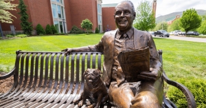 The new John E. Thomas sculpture sits outside the main entrance of John E. Thomas Hall on App State’s Boone campus.